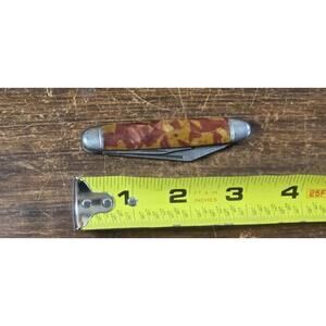 Vintage Folding Camping Knife With Patterned Handle 1 Blade